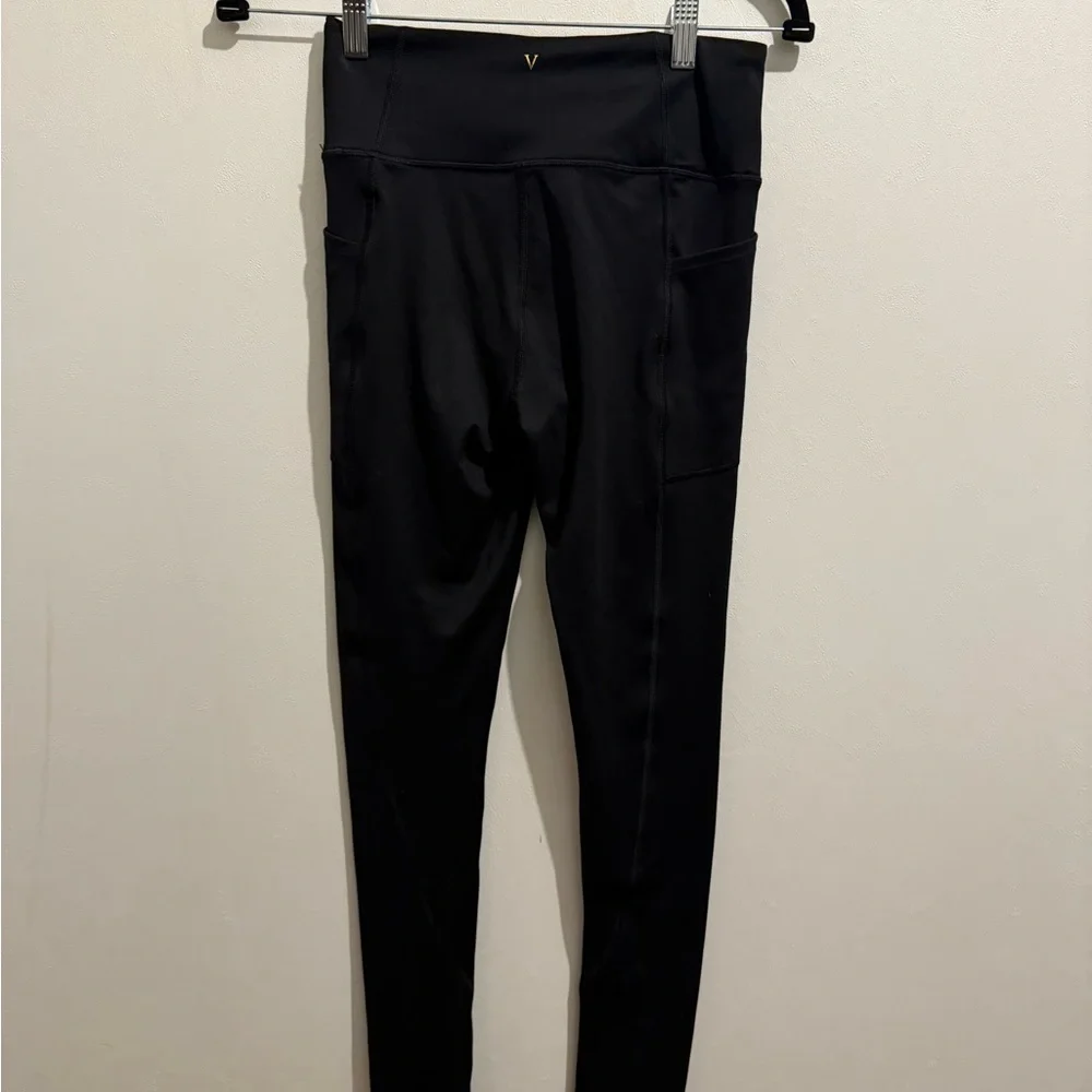 🤎Victoria's Secret Black Leggings - Picture 4 of 5